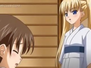 Rapuh anime remaja mendapat faraj terbentur daripada di belakang