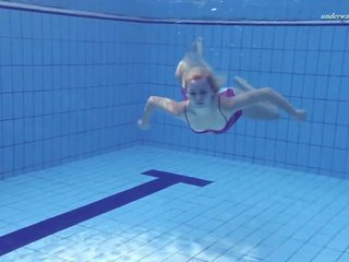 엘레나 proklova 수중 mermaid 에 핑크 드레스: 고화질 트리플 엑스 비디오 f2