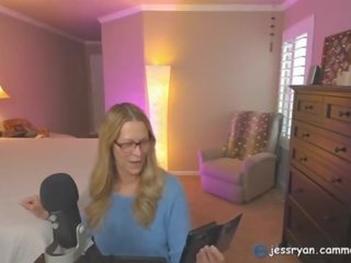 Betje eje camgirl jess ryan gives an honest member rating jessryan&period;manyvids&period;com
