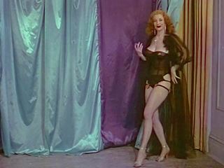 Queen of Tease - Vintage Big Boobs Burlesque Tease: sex film 20