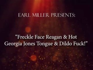 Freckle twarz reagan & stupendous georgia jones język & dildo fuck&excl;