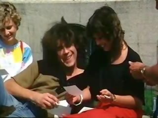 Heisse schulmadchenluste 1984 ととも​​に アン karna: フリー ポルノの ある