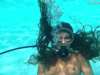 Nora Shmandora Underwater Dildo Action, xxx video 0f