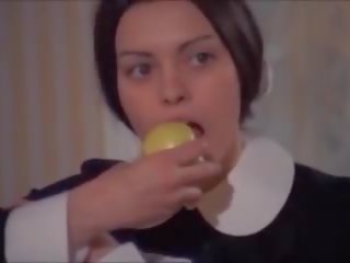 Celestine 1974: nemokamai orgija seksas filmas video 90