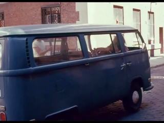 एंजल पर फायर 1974: फ्री रेटरो एचडी x गाली दिया वीडियो vid 4d